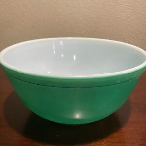 Vintage, Mid Century Modern, Pyrex Nesting Bowl in Primary Green